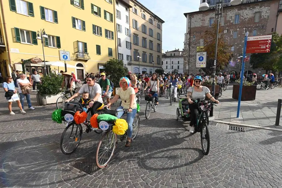 La domenica ecologica in centro a Brescia