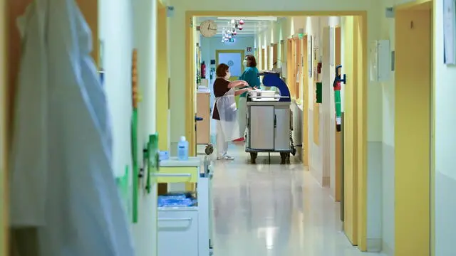 epa10349954 View down a corridor at the pediatric intensive care unit of the St. Joseph Hospital Tempelhof in Berlin, Germany 05 December 2022. Pediatric intensive care units are running out of beds in Germany as rising numbers of infecting babies and toddlers by human respiratory syncytial virus (RSV) are reported by health care officials and is pushing hospitals to their limits. EPA/Filip Singer ATTENTION: This Image is part of a PHOTO SET