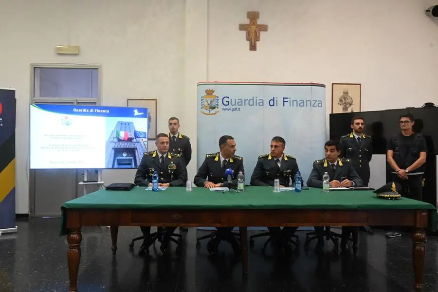 Inchiesta anti droga, la conferenza stampa della Guardia di Finanza