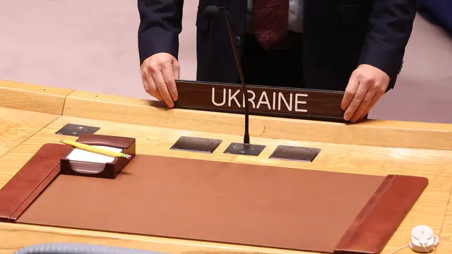 epa11622899 The placard for Ukraine's president is positioned for a high-level Security Council meeting on the conflict between Russia and Ukraine on the sidelines of the General Debate of the 79th session of the United Nations General Assembly at United Nations Headquarters in New York, New York, USA, 24 September 2024. The annual high-level General Debate gathers world leaders from 24 to 28 September, and 30 September under the theme, 'Leaving no one behind: acting together for the advancement of peace, sustainable development and human dignity for present and future generations'. EPA/SARAH YENESEL