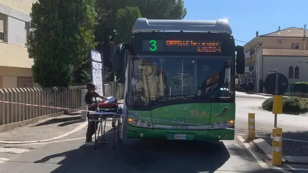 L'autobus è stato sequestrato - Foto Ansa © www.giornaledibrescia.it