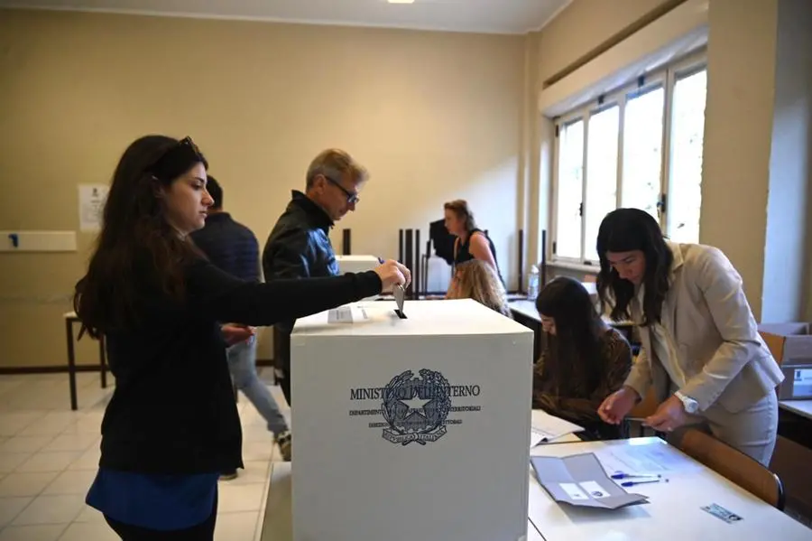 Amministratori al voto per le elezioni provinciali