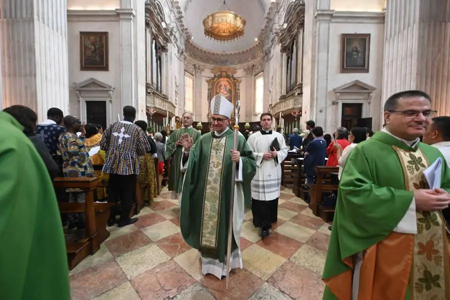 La messa per la Giornata del migrante e del rifugiato