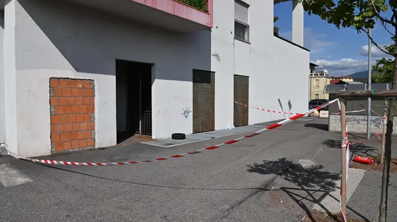 Il vano dei contatori dove domenica è avvenuta l'esplosione - Foto Gabriele Strada/Neg © www.giornaledibrescia.it