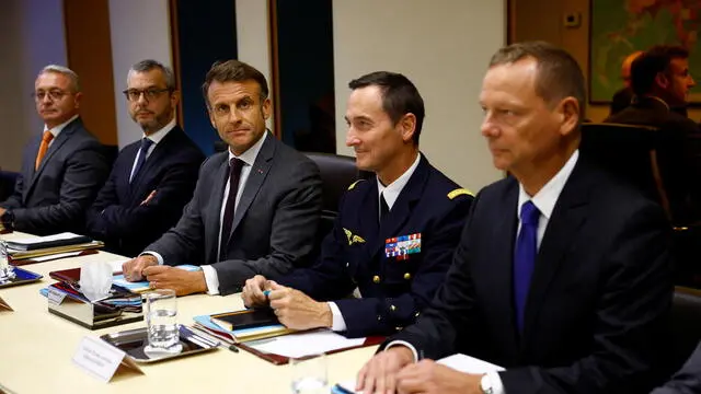 epa11636274 French President Emmanuel Macron chairs a National Defence and Security Council dedicated to the situation in Lebanon, at the Elysee Palace in Paris, France, 01 October 2024. The Israeli military opn early 01 October said it had begun ground raids based against Hezbollah targets and infrastructure in southern Lebanon. EPA/Sarah Meyssonnier / POOL MAXPPP OUT