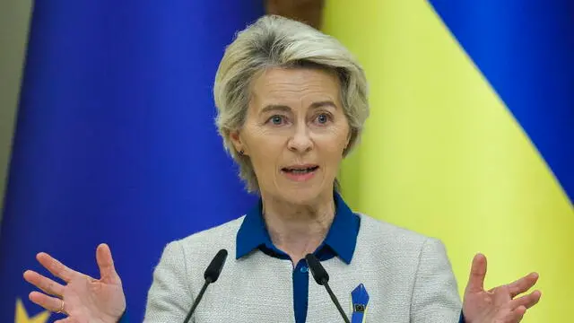 epa11615596 European Commission President Ursula Von der Leyen holds a joint press conference with Ukrainian President Volodymyr Zelensky (not pictured) during their meeting in Kyiv, Ukraine, 20 September 2024. Ursula Von der Leyen arrived in Kyiv to meet with top Ukrainian officials amid the ongoing Russian invasion. EPA/SERGEY DOLZHENKO