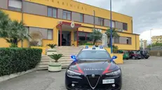 Una pattuglia dei carabinieri durante i controlli a Soverato in una foto d'archivio. ANSA / UFFICIO STAMPA CARABINIERI (npk) +++ (generica, generiche, simbolica, sicurezza, controllo)