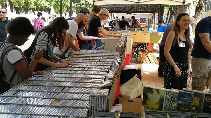 La fiera del disco in Piazza Tebaldo