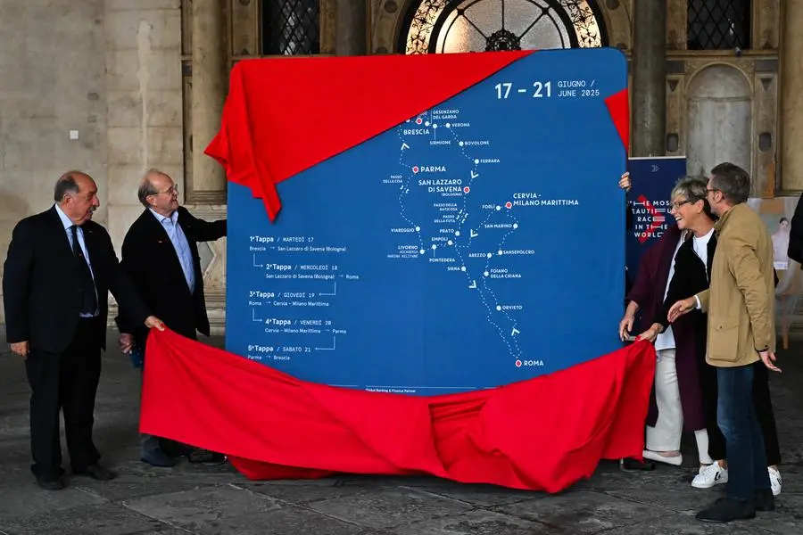 La presentazione della Mille Miglia 2025 a Palazzo Loggia