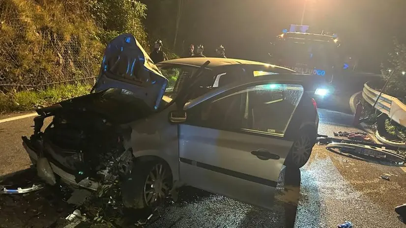 Incidente nella notte a Berzo Demo: 25enne grave al Civile