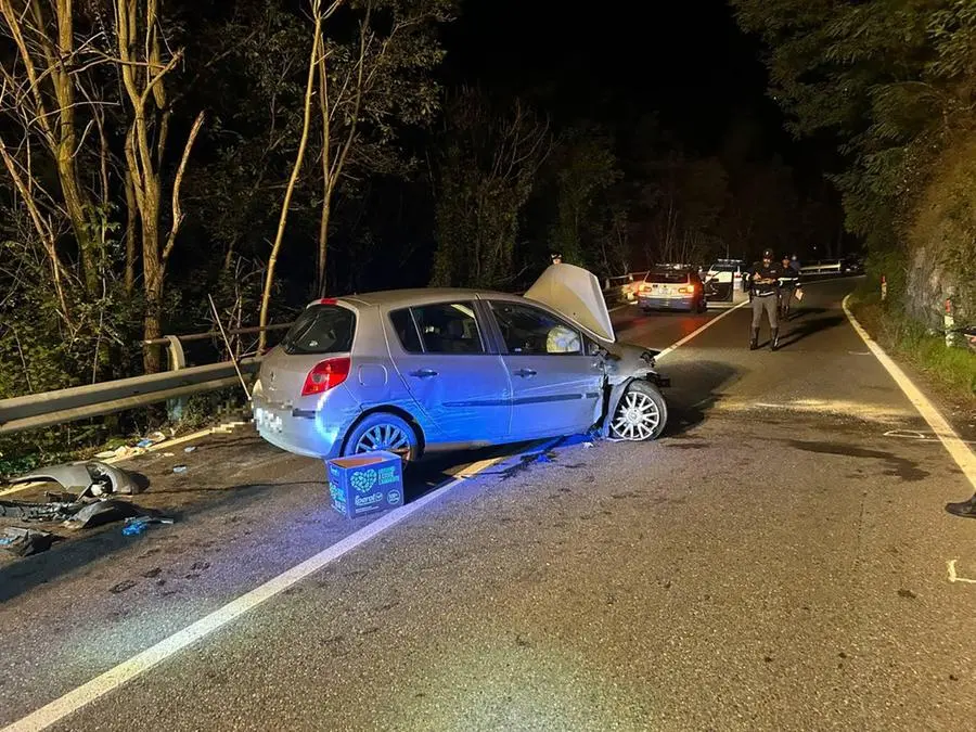 Incidente nella notte a Berzo Demo: 25enne grave al Civile