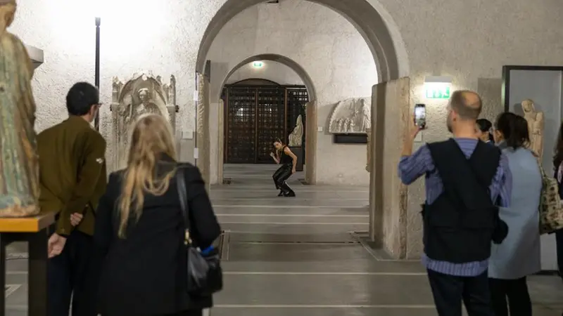 La performance al Museo di Castelvecchio - Foto Skyline Images