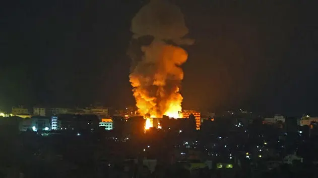 epa11644778 Smoke rises from a fire after an explosion following an Israeli strike at Choueifat district in Beirut, Lebanon, early 06 October 2024. Israel's military stated on 06 October, it conducted a series of overnight 'targeted strikes' on a number of facilities and infrastructure sites belonging to Hezbollah in the area of Beirut. Lebanese Minister of Health, Firas Abiad, announced on 04 October, that nearly 2,000 people have been killed and more than 9,300 others have been injured in Lebanon since the beginning of the Hezbollah-Israeli conflict. EPA/UGUR CAN