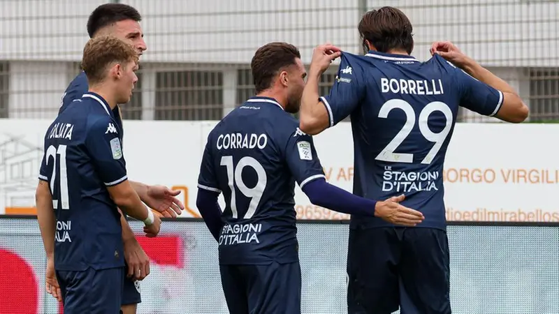 Due prodezze nelle ultime due gare per Gennaro Borrelli - Foto New Reporter Nicoli © www.giornaledibrescia.it