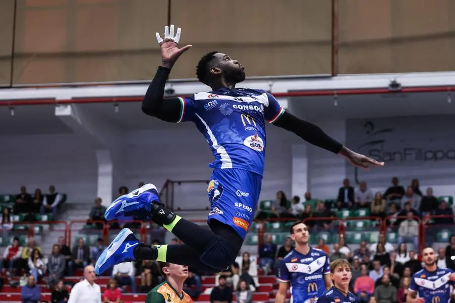 Volley A2, gli scatti di Consoli-Cuneo