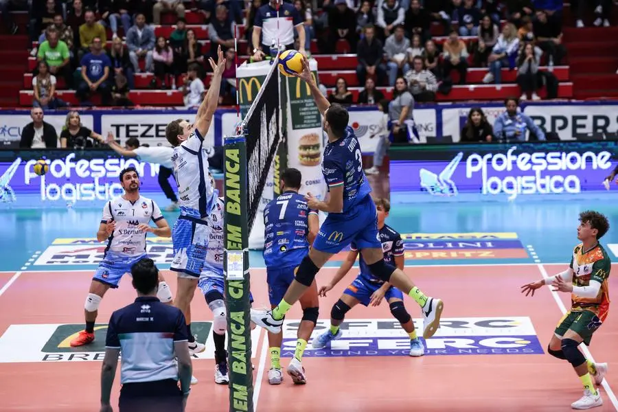 Volley A2, gli scatti di Consoli-Cuneo