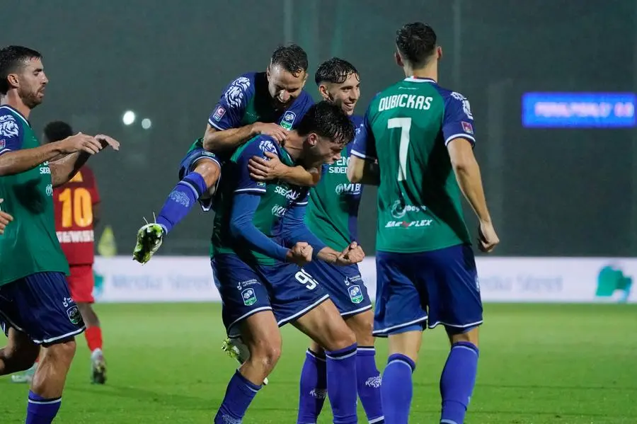 SERIE C CALCIO BRESCIA  FERALPISALO' - ALBINOLEFFE NELLA FOTO ESULTANZA GOL PIETRELLI ALESSANDRO     07-10-2024 perteghella@newreporter