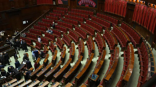 I banche del centro sinistra durante l'elezione di un giudice della Corte costituzionale nell'aula di Montecitorio, Roma, 08 ottobre 2024. ANSA/ETTORE FERRARI