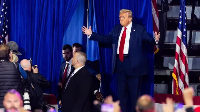 epa11651626 Former US president and current Republican presidential nominee Donald Trump holds a campaign rally in Reading, Pennsylvania, USA, 09 October 2024. Trump will then head west to campaign stops in Colorado, California and Arizona. EPA/JIM LO SCALZO