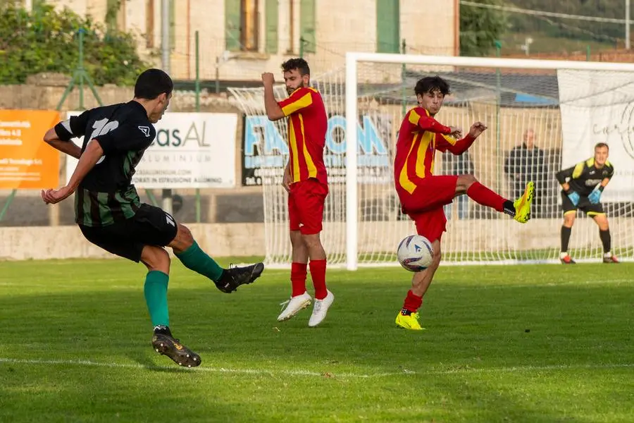 SPORT CALCIO PRIMA CATEGORIA UNITAS COCCAGLIO CHIARI  nella foto TIRO RAVAZZOLO  13-10-2024 pasquali@newreporter