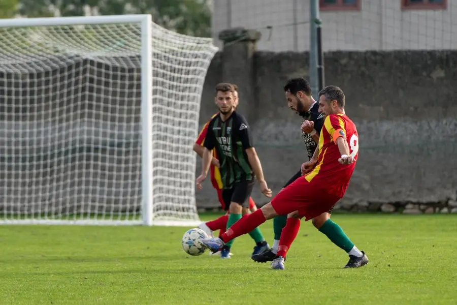 SPORT CALCIO PRIMA CATEGORIA UNITAS COCCAGLIO CHIARI  nella foto  TIRO DALOLA 13-10-2024 pasquali@newreporter