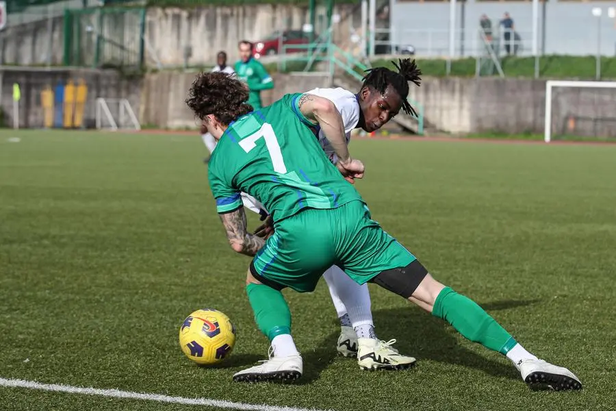 Sport Calcio Lodrino Promozione Lodrino Orsa Iseo nella foto Cadei Mattia Otabie Bernard   13/10/2024@newreporter