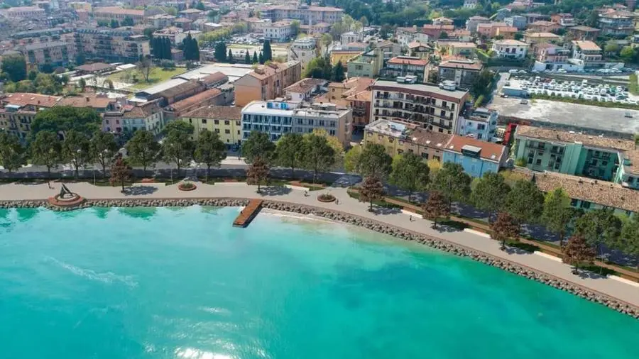 Nuovo Lungolago A Desenzano Lavori Dove Sparir Spiaggia Feltrinelli nuovo-lungolago-a-desenzano-lavori-dove-sparir-spiaggia-feltrinelli