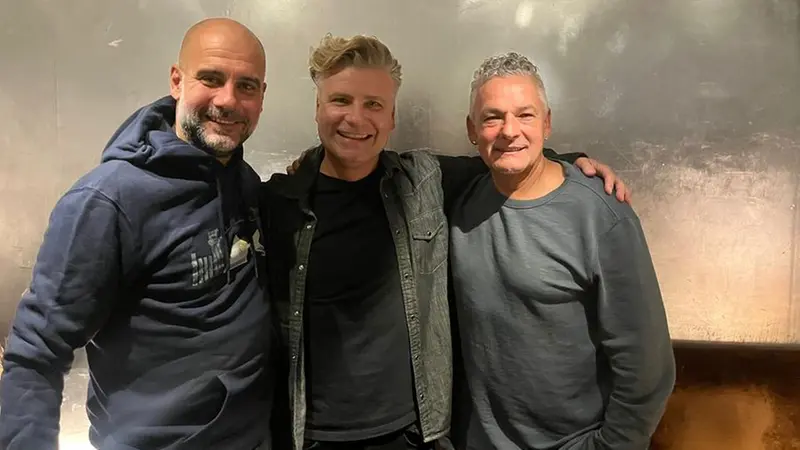 Guardiola e Baggio con Alessandro Lanzani, ristoratore di fiducia - © www.giornaledibrescia.it