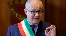 epa11660492 Major of Rome Roberto Gualtieri speaks during a ceremony to hand over the Lupa Capitolina (Capitoline She-wolf) award to US director Francis Ford Coppola, in Rome, Italy, 15 October 2024. EPA/FABIO FRUSTACI