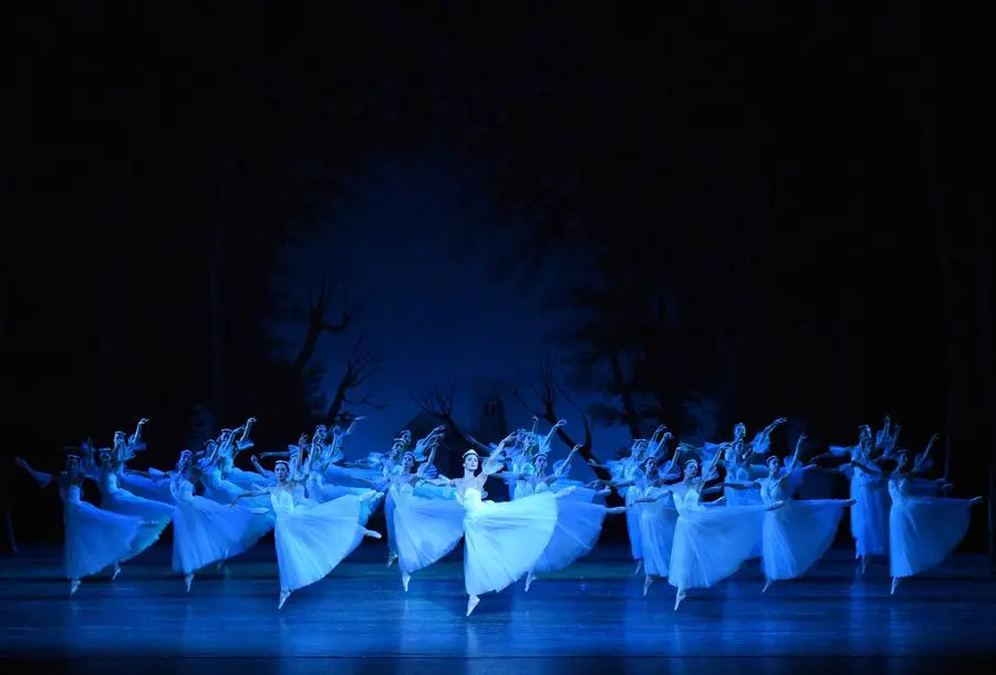 Il Balletto di Tbilisi al Teatro Grande con «Giselle»