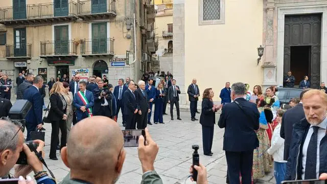 Mattarella e il presidente albanese a Piana degli Albanesi