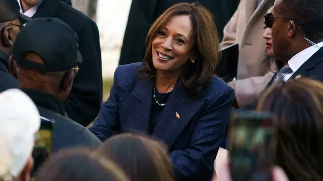 epa11663319 US Vice President and current Democratic presidential candidate Kamala Harris greets supporters at a rally in Bucks County, Pennsylvania, USA, 16 October 2024. Harris is in a tight race for the US presidency against Republican nominee and former President Donald Trump. EPA/WILL OLIVER