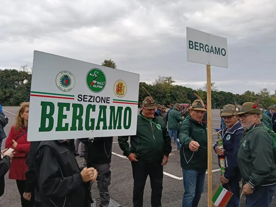 I primi alpini arrivati a Montichiari