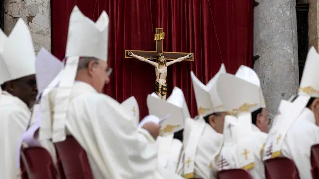 Pope Francis arrives to lead the canonization of 14 Saints including martyrs of Damascus in St.Peter’s Square qt the Vatican, on 20 october, 2024 in VaticanANSA/MASSIMO PERCOSSI