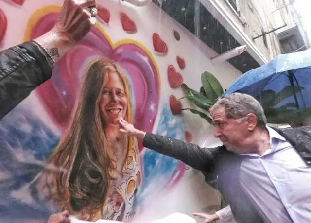 Il Murale Di Chiara Jaconis A Napoli è Già Meta Di Tanti | Giornale Di ...