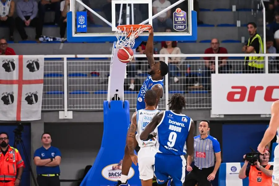 Basket, gli scatti di Germani-Sassari