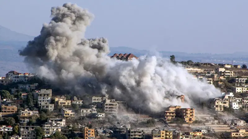 Israele continua gli attacchi militari nel sud del Libano - Foto Ansa © www.giornaledibrescia.it