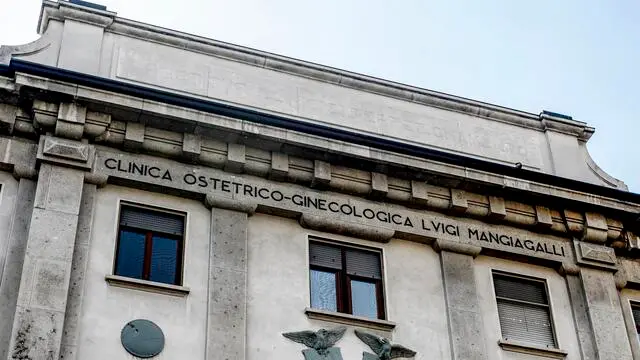 La clinica Mangiagalli a Milano, 10 aprile 2023.ANSA/MOURAD BALTI TOUATI