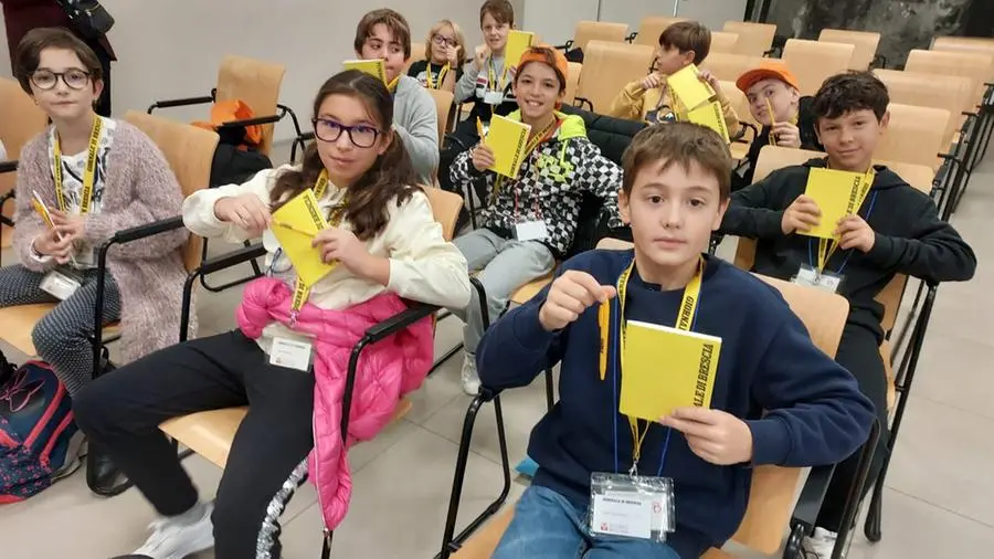 Studenti della scuola audiofonetica di Mompiano in visita al GdB