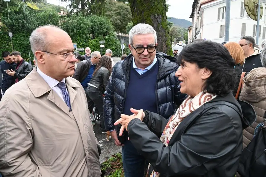 CRONACA BRESCIA VIALE REBUFFONE INAUGURAZIONE EDICOLA PROGETTO " IN EDICOLA " REDAZIONE CRONACA 26-10-2024 GABRIELE STRADA NEW EDEN GROUP                             