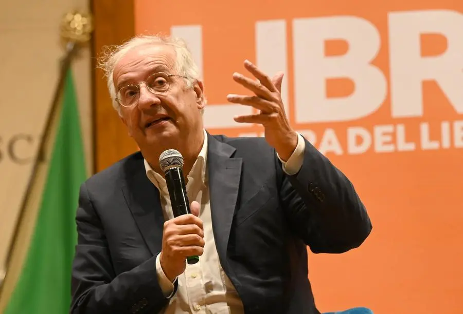 In San Barnaba Walter Veltroni per la presentazione del suo ultimo libro