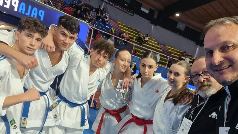 Le due squadre giovanili della Master Rapid © www.giornaledibrescia.it