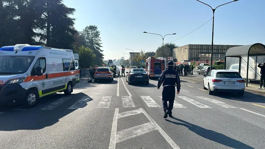 Lo scontro tra una bici e un'auto a Verolanuova