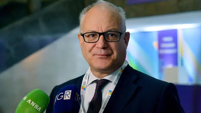 Il Sindaco di Roma Capitale Roberto Gualtieri in occasione del Microsoft AI Tour presso il Salone delle Fontane Roma, 23 ottobre 2024. ANSA/FABIO CIMAGLIA (NPK)