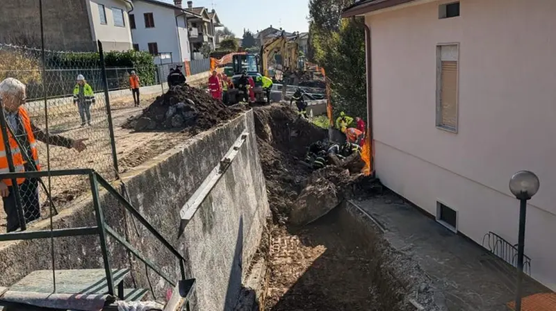 Il muro crollato a Ponteranica