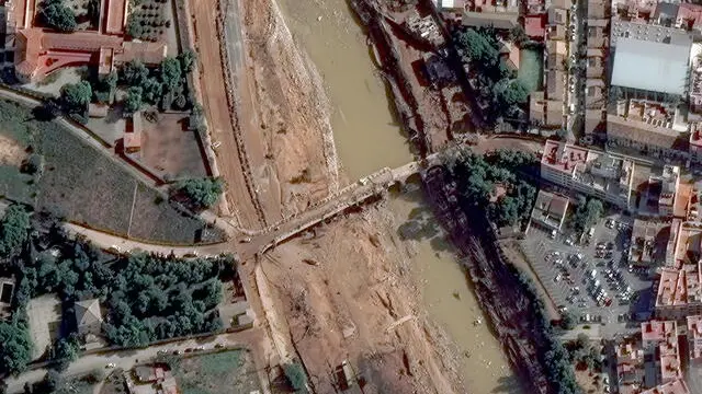 epa11694920 A handout satellite image made available by Maxar Technologies shows shows Carrer de Gomez Ferrer after torrential rains in Spain's eastern province of Valencia, 31 October 2024. More than 150 people have died in the province of Valencia and neighboring provinces after floods caused by a DANA (high-altitude isolated depression) weather phenomenon hit the east of the country. According to Spain's national weather agency (AEMET), on 29 October 2024 Valencia received a year's worth of rain, causing flash floods that destroyed homes and swept away vehicles. EPA/MAXAR TECHNOLOGIES HANDOUT -- MANDATORY CREDIT: SATELLITE IMAGE 2024 MAXAR TECHNOLOGIES -- THE WATERMARK MAY NOT BE REMOVED/CROPPED --HANDOUT EDITORIAL USE ONLY/NO SALES