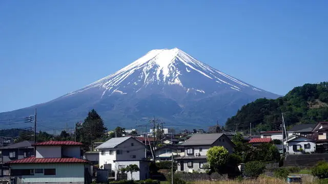 Japan: snow expected next week on Mount Fuji