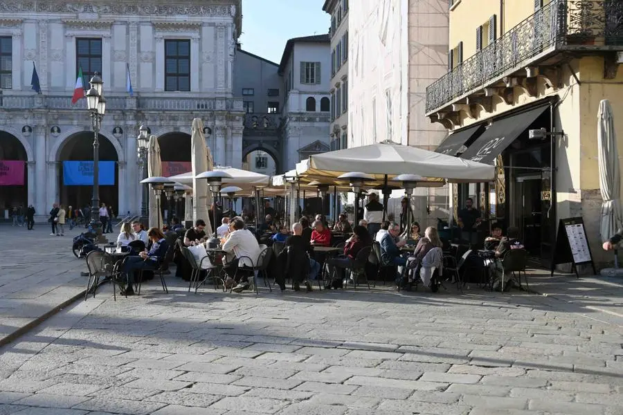 Ognissanti, le immagini dal centro di Brescia