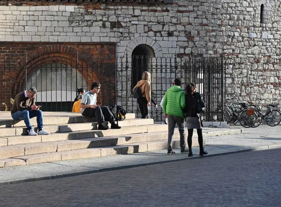 Ognissanti, le immagini dal centro di Brescia