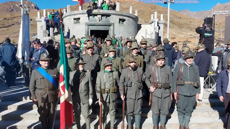 Le penne nere presenti al Tonale © www.giornaledibrescia.it